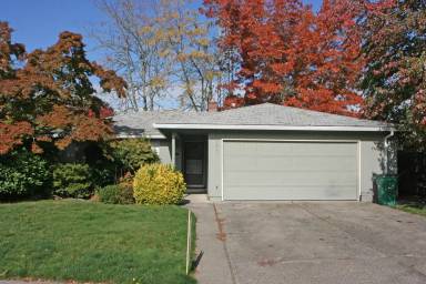 Main picture of 4865 NW Kahneeta Dr