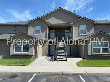 Main picture of 1029 W Pine Ave