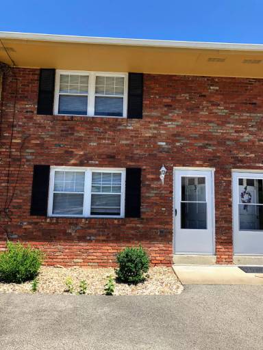 Main picture of 245 Laurel Dr