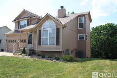 Main picture of 15454 Foster St