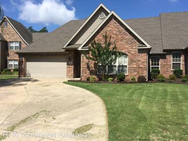 Main picture of 4035 N Meadow View Dr