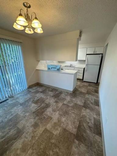 Main picture of 110 N Harmony Rd