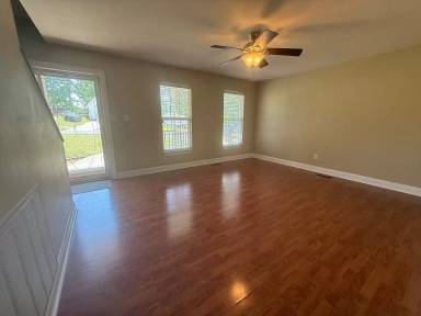 Main picture of 135 Quail Run Trce NE