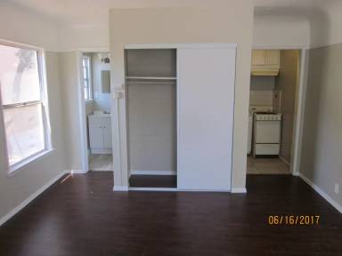 Main picture of 338 N New Hampshire Ave