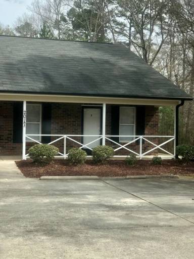 Main picture of 2013 Grandhaven Dr