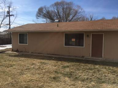Main picture of 3257 1/2 Collyer Ave