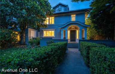 Main picture of 411 W Prospect St