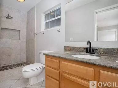 Main picture of 520 Hillcrest St