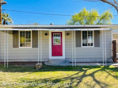 Main picture of 908 W Mackenzie Dr