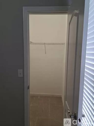 Main picture of 265 Oxmoor Pl