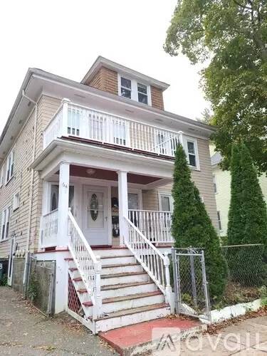 Main picture of 68 Stockton St