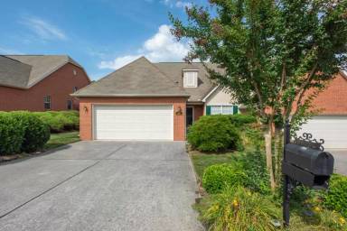 Main picture of 5960 Round Hill Ln