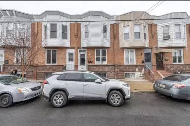 Main picture of 2031 S 19th St