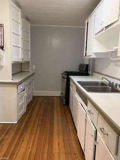 Main picture of 109 Washington Ave