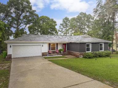 Main picture of 7835 Wessex Ln