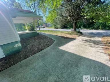 Main picture of 672 Melvin Pl