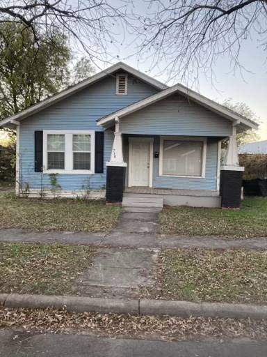 Main picture of 710 Jeanette St