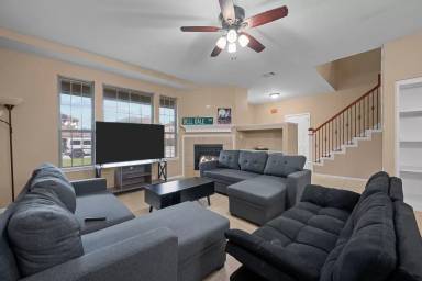 Main picture of 2318 Tracy Ln