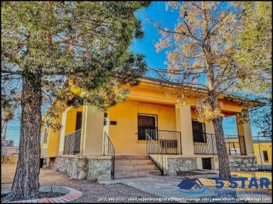 Main picture of 2526 Yandell Drive - 3