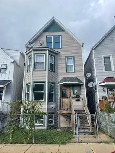 Main picture of 3642 W Shakespeare Ave