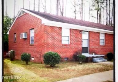 Main picture of Carolyn Apartments