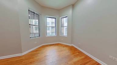 Main picture of 721 W Briar Pl