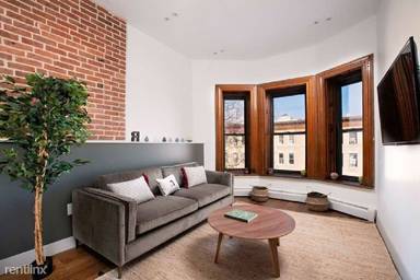 Main picture of 1334 Pacific St