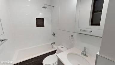 Main picture of 680 Riverside Dr