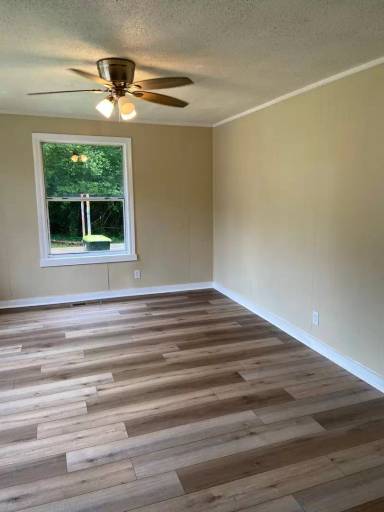 Main picture of 503 Church Ave