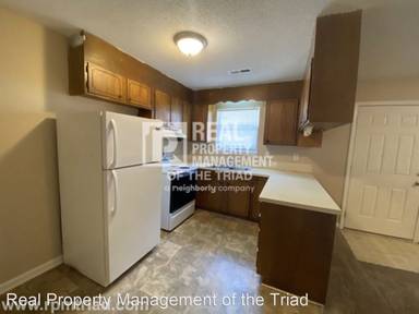 Main picture of 1600 Oak Croft Ct