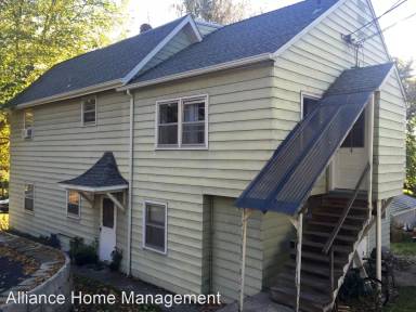 Main picture of 210 E 1st St