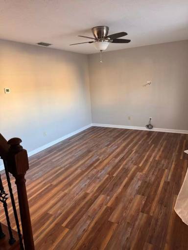 Main picture of 164 Kitty Hawk Sq