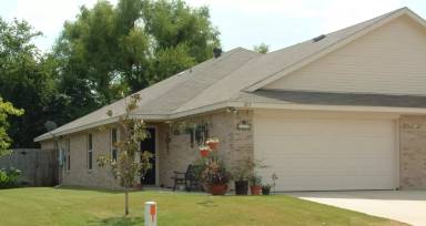 Main picture of 205 Robin St