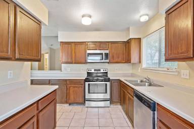Main picture of 3218 Boxelder Dr