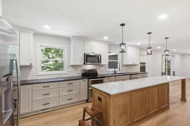 Main picture of 8818 Blue Sea Dr