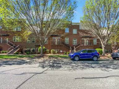 Main picture of 223 Harbour Place Dr