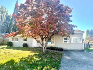 Main picture of 2931 NE 5th Pl