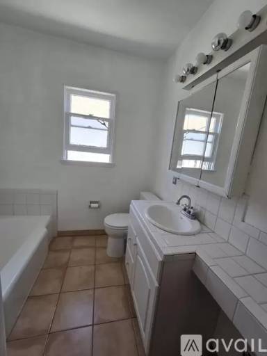Main picture of 1231 S Orange Grove Ave