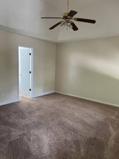 Main picture of 819 Sweetwater Way