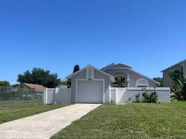 Main picture of 9914 Piney Point Cir