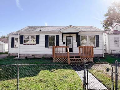 Main picture of 3901 W 11th St