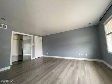 Main picture of 1213 S Mayfair Ave