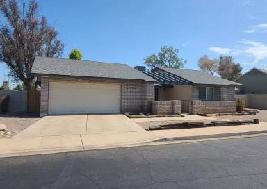 Main picture of 1344 W Nido Ave
