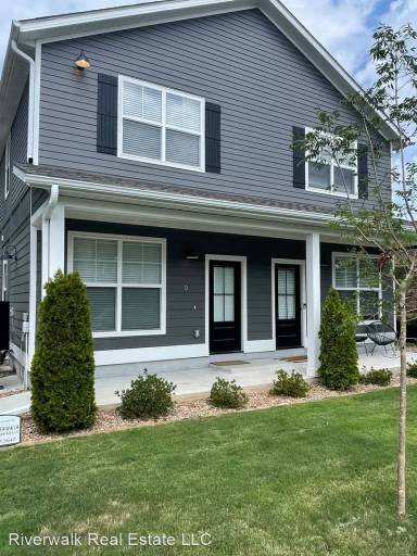 Main picture of 809-821 Maple St