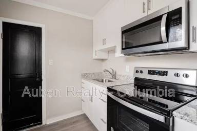 Main picture of 1214 Gregg St