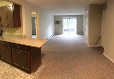 Main picture of Oak Hill Condominiums