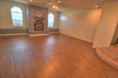 Main picture of 8212 Tina Dr NE