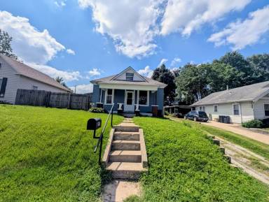 Main picture of 3316 Duncan St