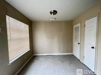 Main picture of 712 E Sugarcane Dr