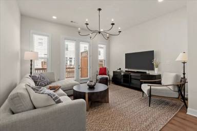 Main picture of 4217 Deming Cir